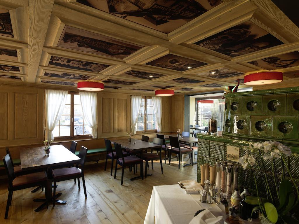 Gasthaus Sternen Rafz Exteriör bild