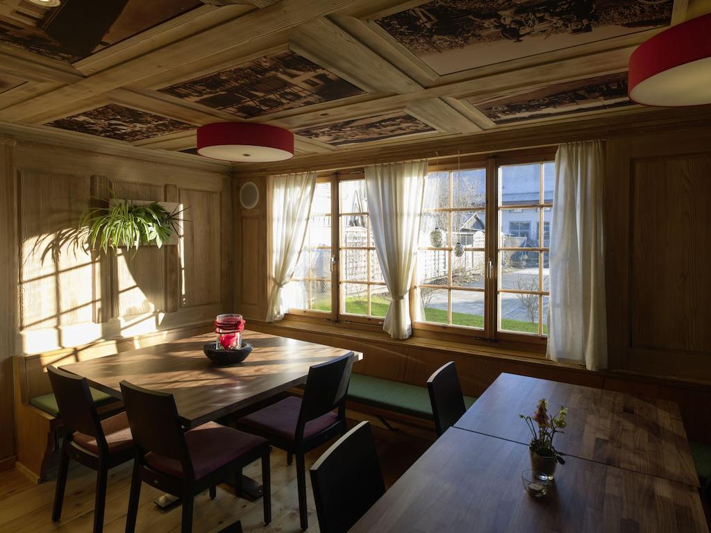 Gasthaus Sternen Rafz Exteriör bild